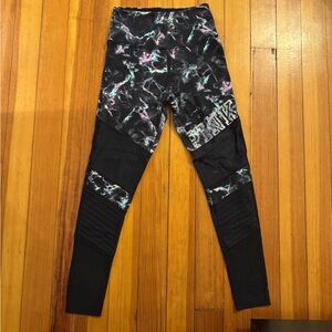 PINK Victoria's Secret Black Leggings Size S EUC